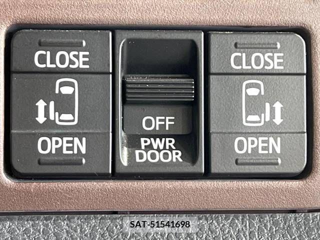 Toyota ESQUIRE 2015-09 380386-5