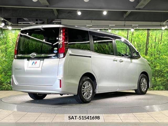 Toyota ESQUIRE 2015-09 380386-18