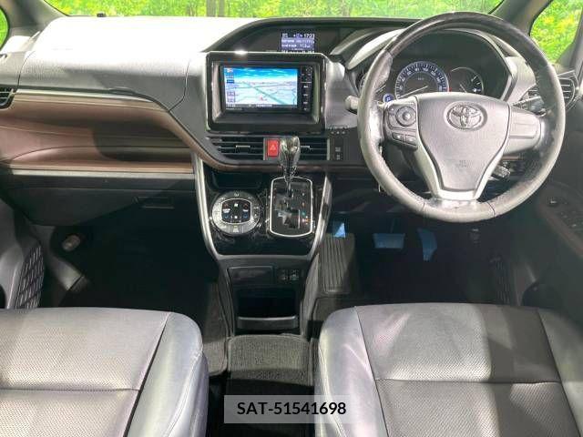 Toyota ESQUIRE 2015-09 380386-1