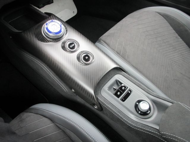 Maserati MC20 2022-09 13407-28