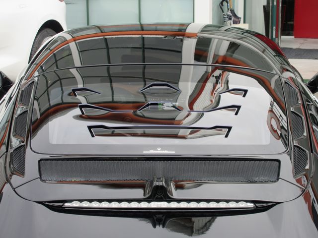 Maserati MC20 2022-09 13407-13