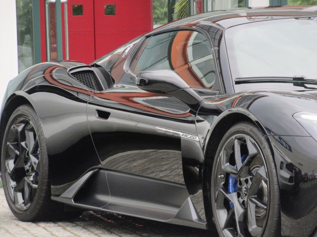 Maserati MC20 2022-09 13407-8