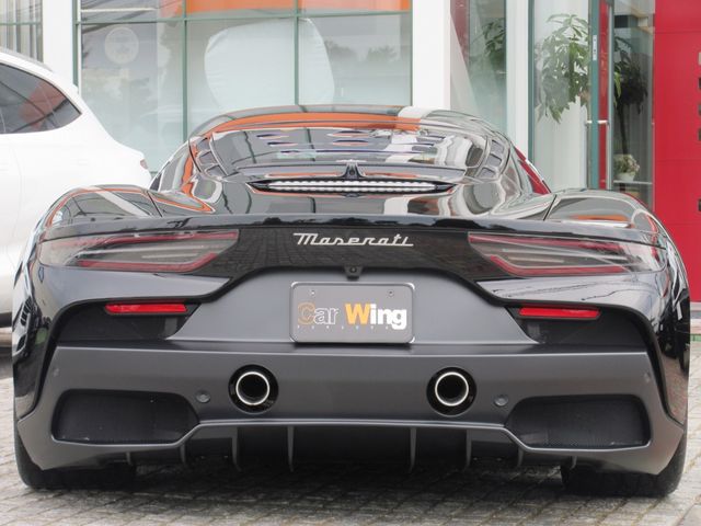 Maserati MC20 2022-09 13407-12