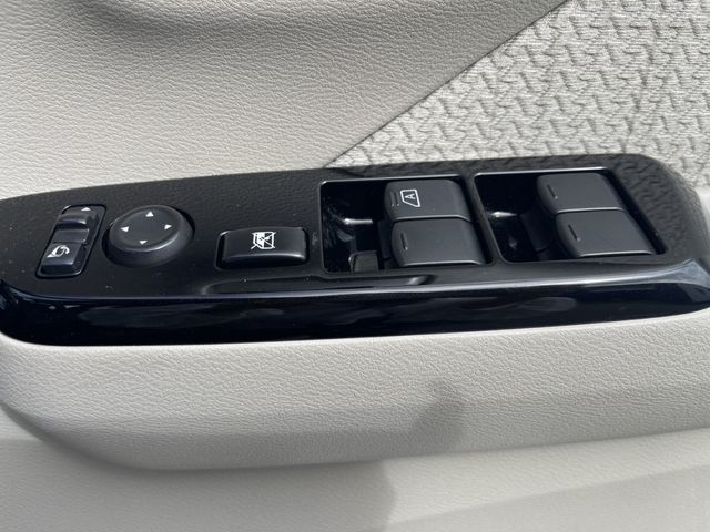 Nissan DAYZ 2019-09 21910-11