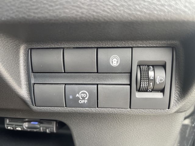 Nissan DAYZ 2019-09 21910-12