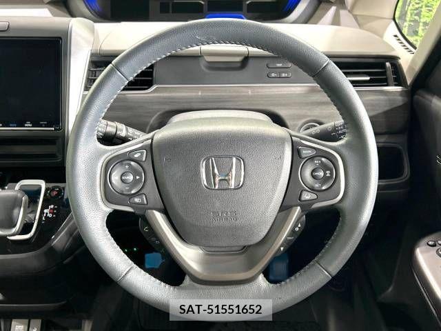 Honda FREED HYBRID 2019-12 303024-12