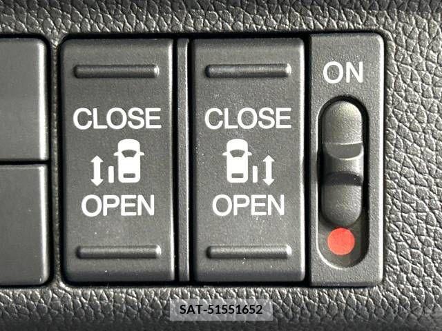 Honda FREED HYBRID 2019-12 303024-2