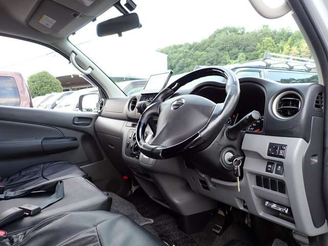 Nissan NV350 Caravan 2018-03 194047-17