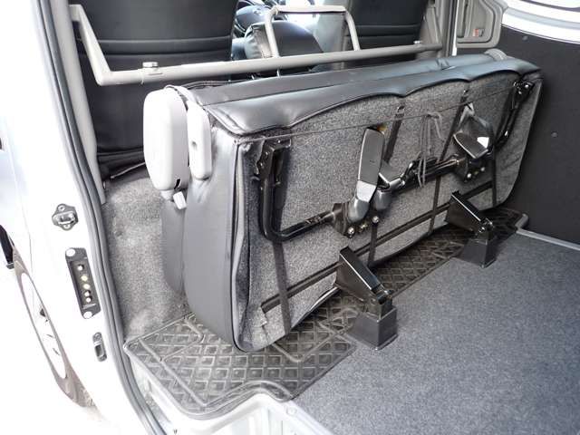 Nissan NV350 Caravan 2018-03 194047-24