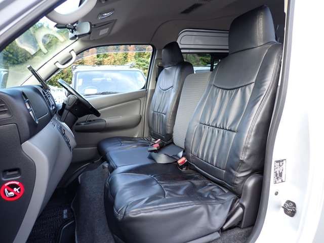 Nissan NV350 Caravan 2018-03 194047-21