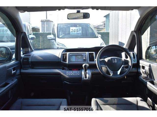 Honda e 2012-05 371952-1