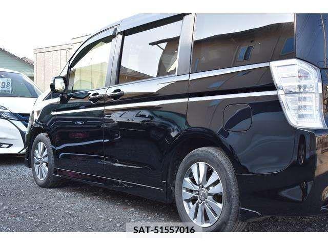 Honda e 2012-05 371952-12