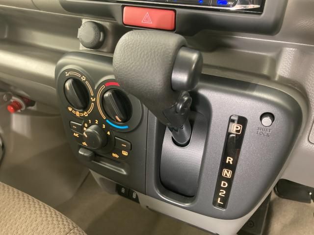 Nissan CLIPPER 2023-07 195779-9