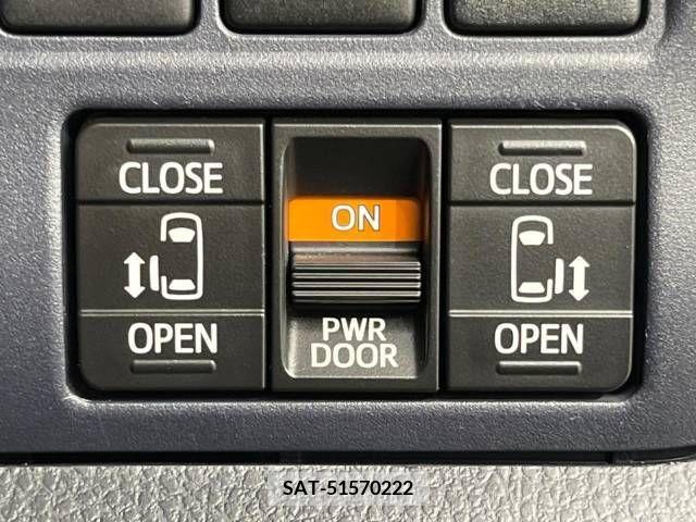 Toyota VOXY 2014-05 321418-3