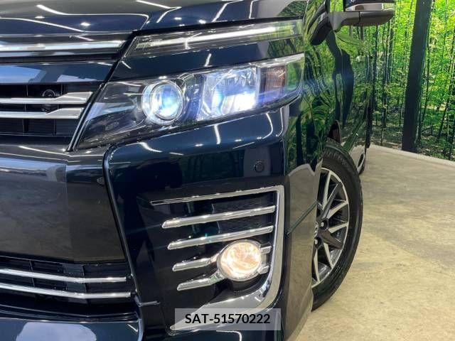 Toyota VOXY 2014-05 321418-14