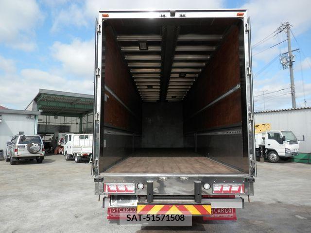 Isuzu GIGA 2016-01 225556-11