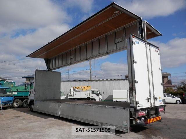 Isuzu GIGA 2016-01 225556-12