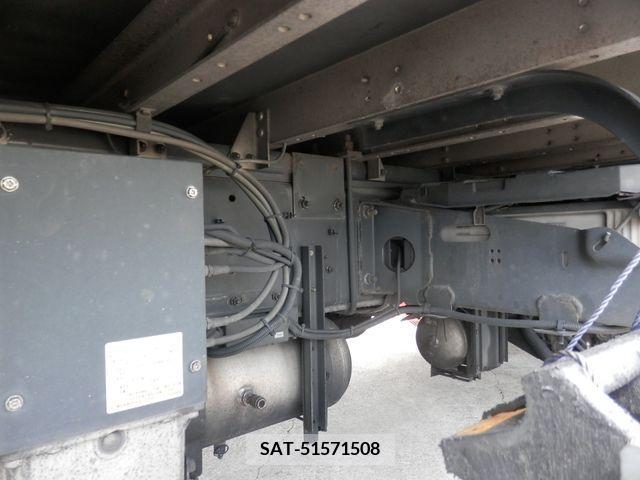 Isuzu GIGA 2016-01 225556-15