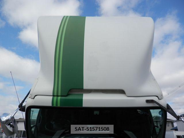 Isuzu GIGA 2016-01 225556-7
