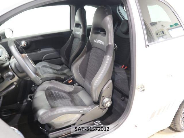 Abarth 595 2022-11 323191-15