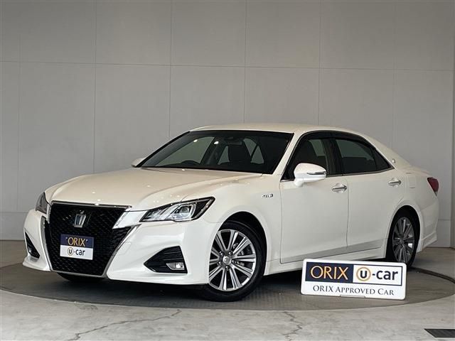 Toyota CROWN SEDAN 2017-08 11761-0