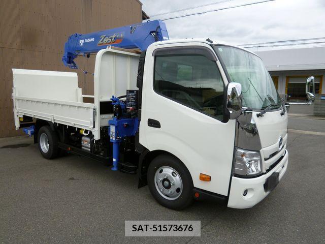 Hino DUTRO 2023-12 296713-1