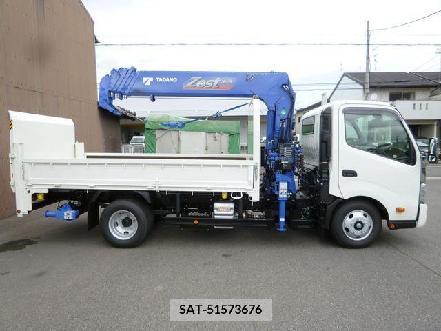 Hino DUTRO 2023-12 296713-3