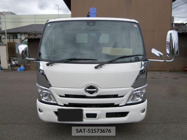 Hino DUTRO 2023-12 296713-0