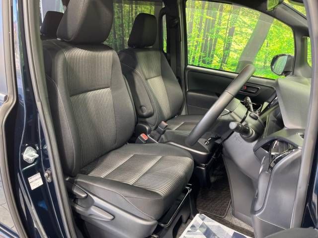 Toyota NOAH 2019-08 192285-8