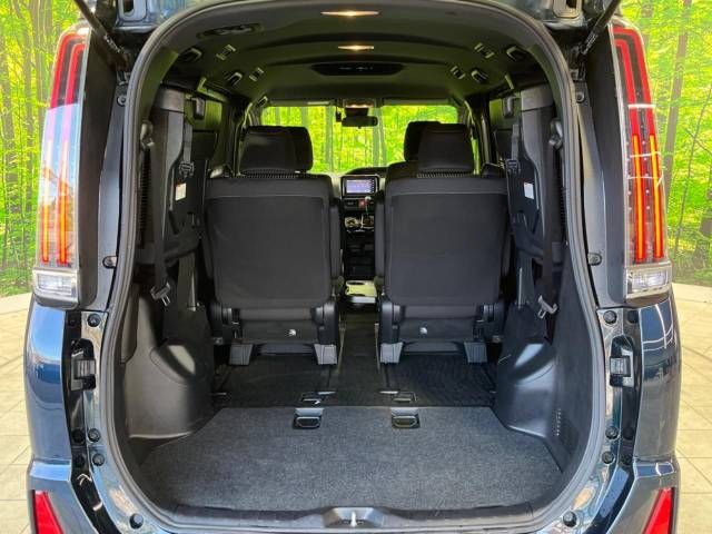 Toyota NOAH 2019-08 192285-10
