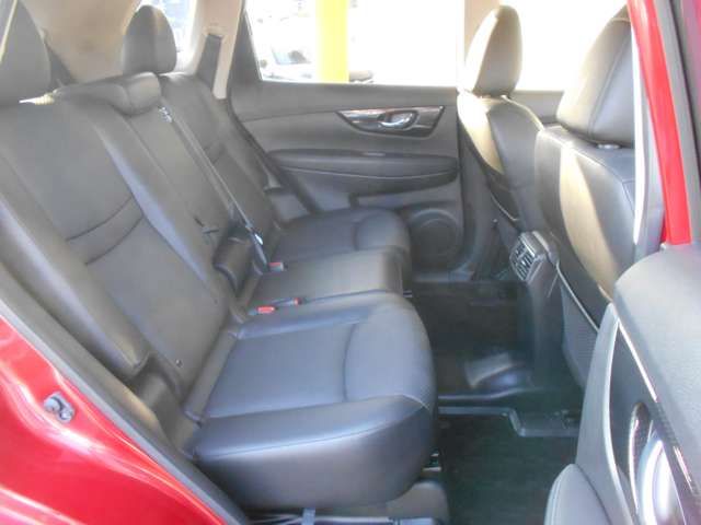 Nissan X-TRAIL 2019-03 5297-11