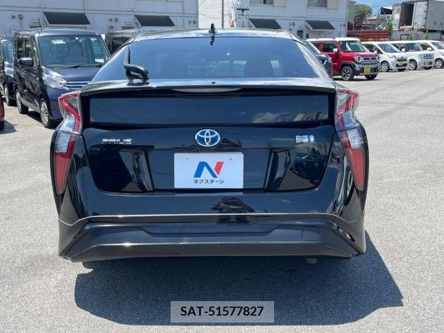 Toyota PRIUS 2016-11 342557-15