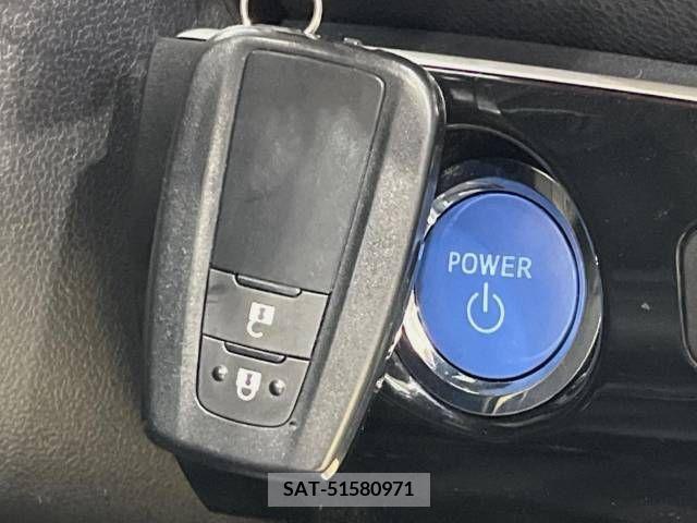 Toyota PRIUS 2021-03 281943-7