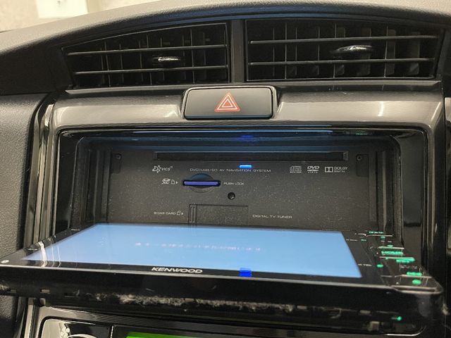 Toyota COROLLA AXIO 2016-03 186022-18