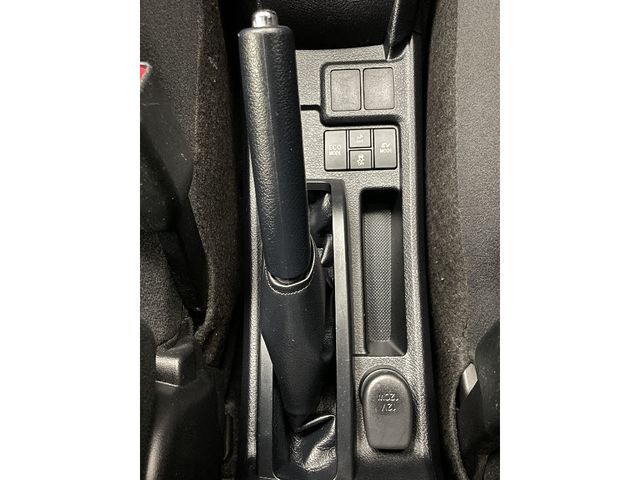 Toyota COROLLA AXIO 2016-03 186022-27
