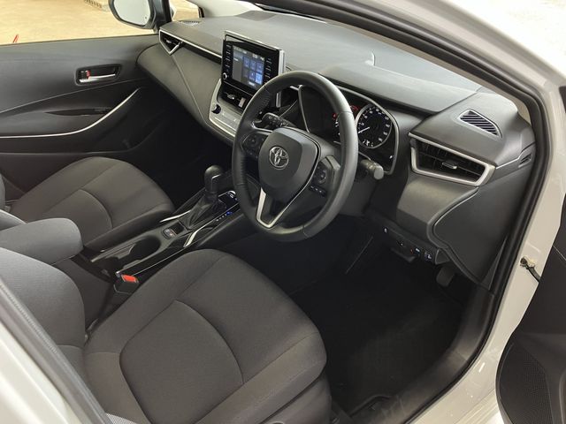 Toyota COROLLA TOURING 2022-06 9759-1