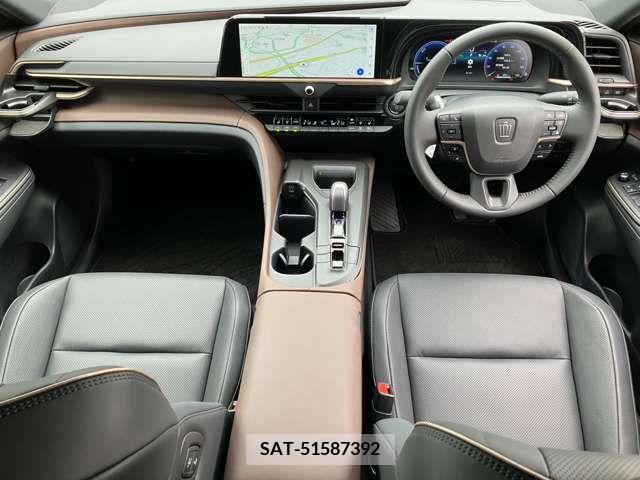 Toyota CROWN 2023-10 297735-1