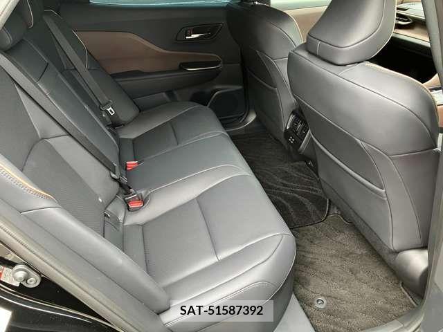 Toyota CROWN 2023-10 297735-8