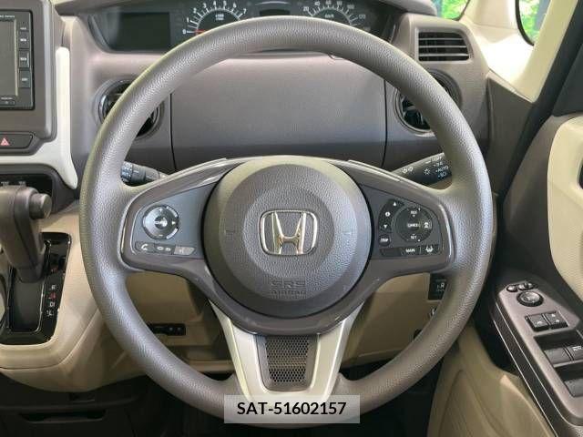 Honda N BOX 2019-04 392548-11