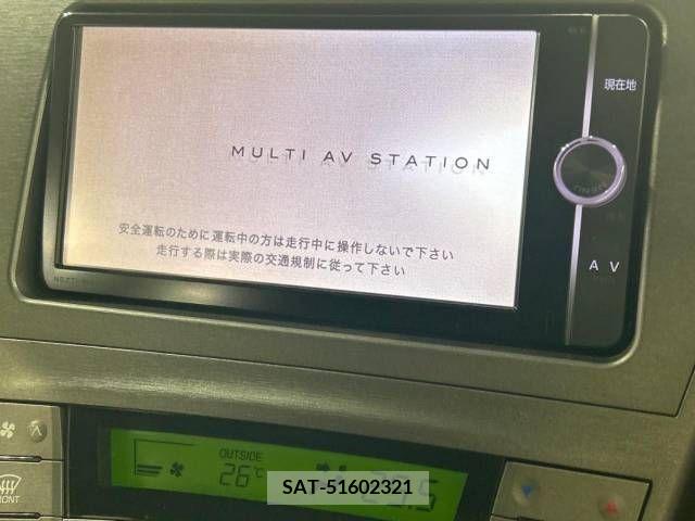 Toyota PRIUS 2013-04 366426-2
