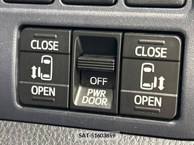 Toyota VOXY 2014-02 290179-2