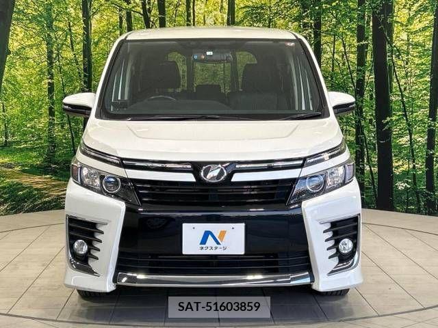 Toyota VOXY 2014-02 290179-14
