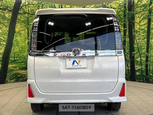 Toyota VOXY 2014-02 290179-15