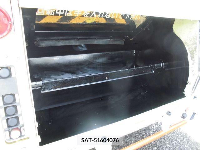 Mitsubishi CANTER 2015-12 200759-13