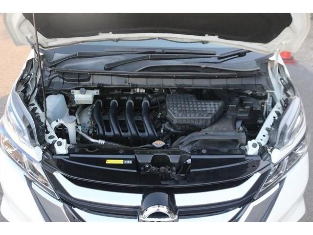 Nissan SERENA 2016-10 191116-17