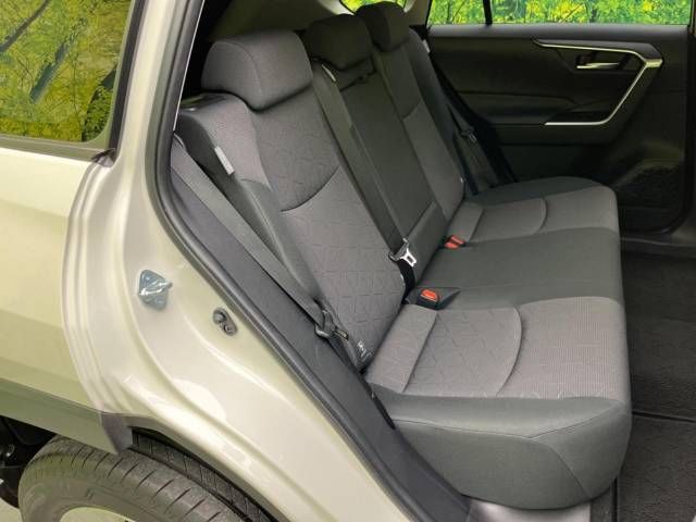 Toyota RAV4 2020-08 22894-9