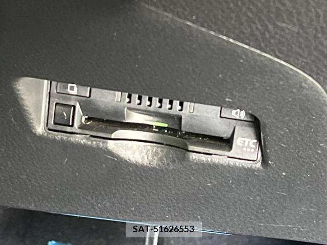 Toyota C-HR 2018-07 357825-6