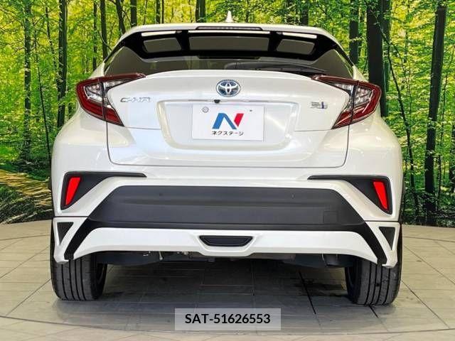 Toyota C-HR 2018-07 357825-15