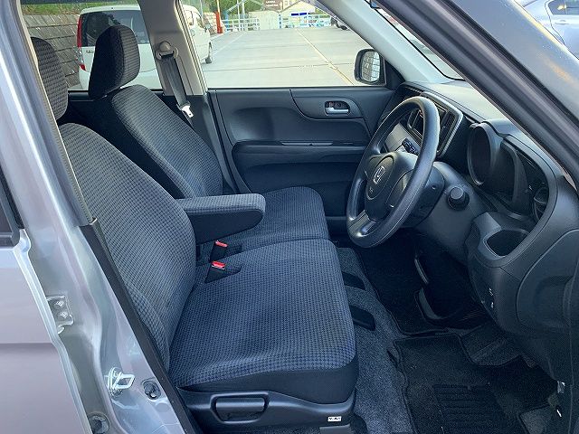 Honda N-ONE 2016-11 12544-12