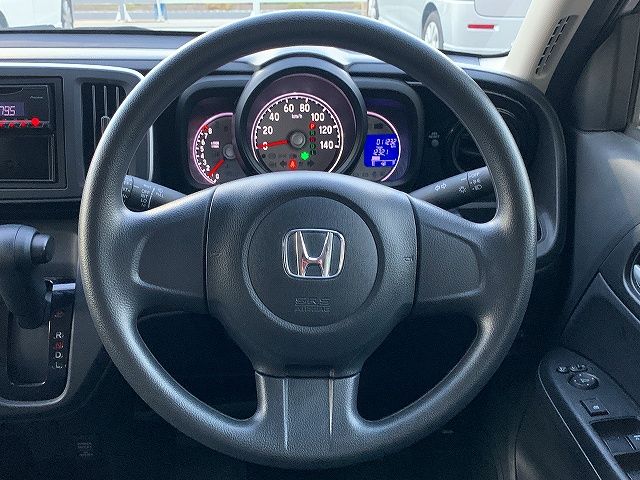 Honda N-ONE 2016-11 12544-13